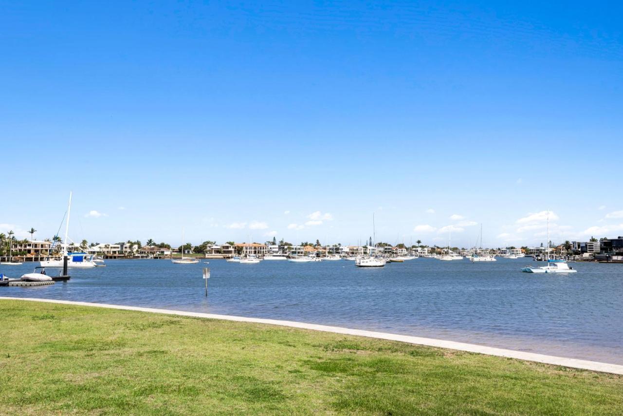 Central Motel Mooloolaba And Apartments Exterior photo