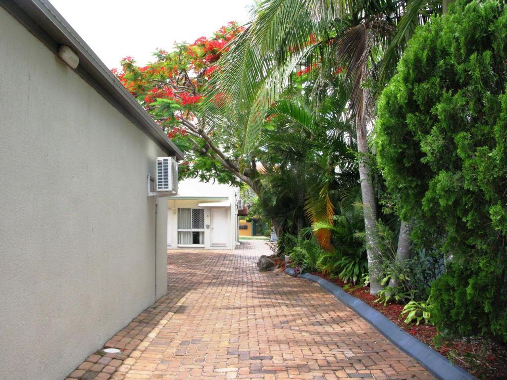Central Motel Mooloolaba And Apartments Exterior photo